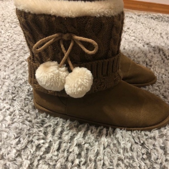 Boots - Picture 2 of 2